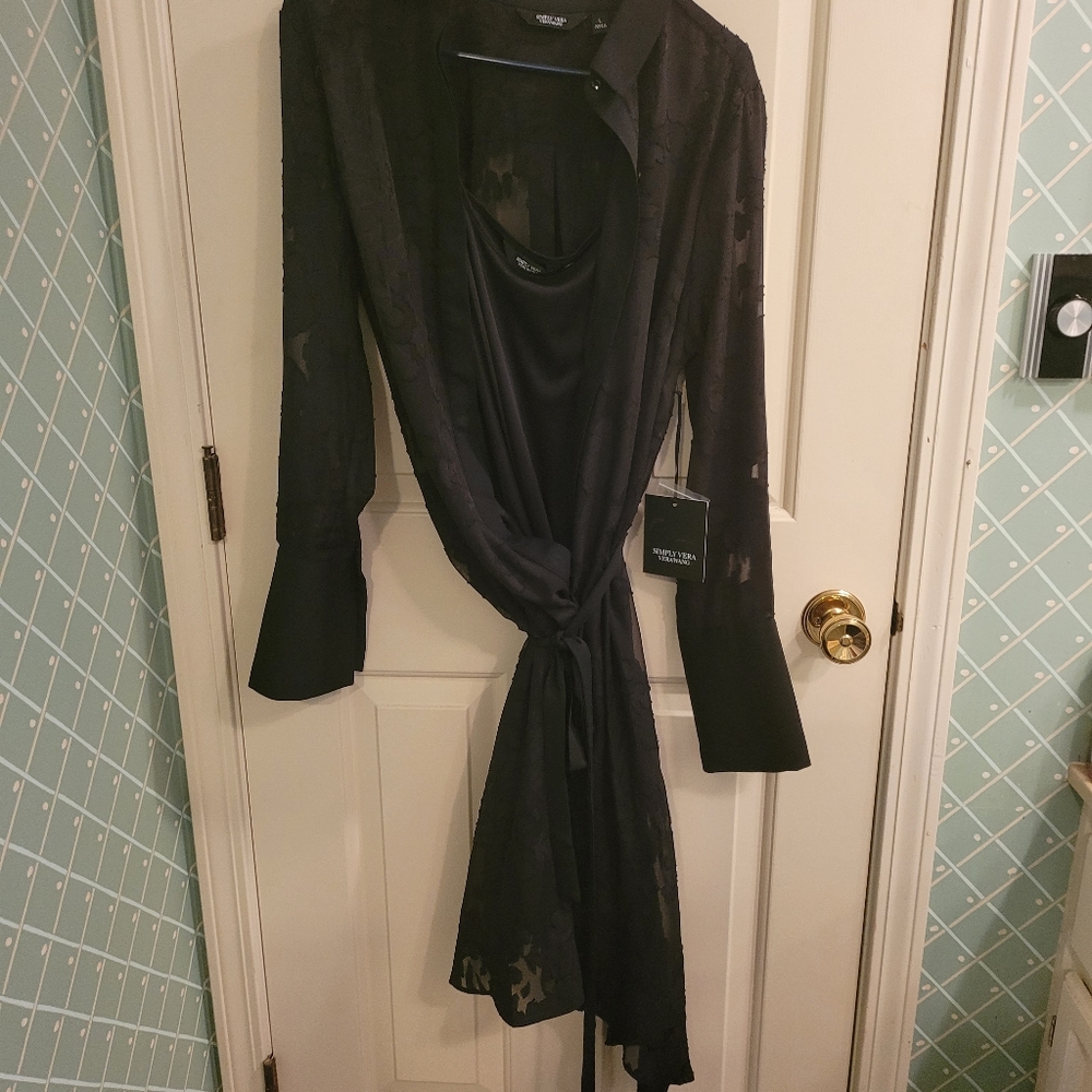 Simply Vera Vera Wang sheer lace shirt dress with camisole